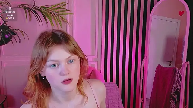 Lily_Mio webcam