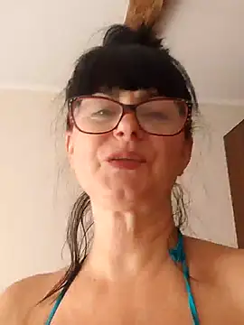 AliceSwan57 webcam