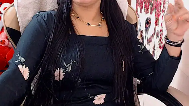Cute_Shanaya_143 webcam