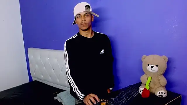 Angel_foxc13 webcam