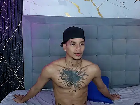 kai_storm77 webcam