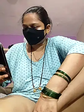 Priyanka_30 webcam
