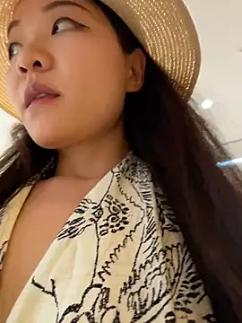xiaochengzi505 - Xiaochengzi505's free webcam - UK Sex Cams