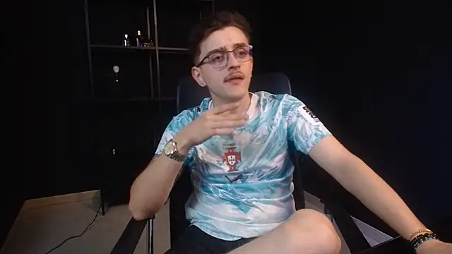 FelixStarkk live cam on StripChat
