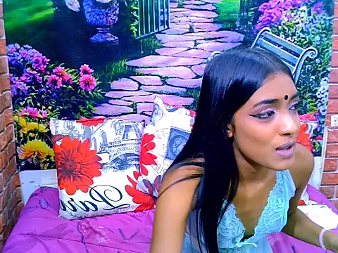 IndianPretty14u2Luv webcam