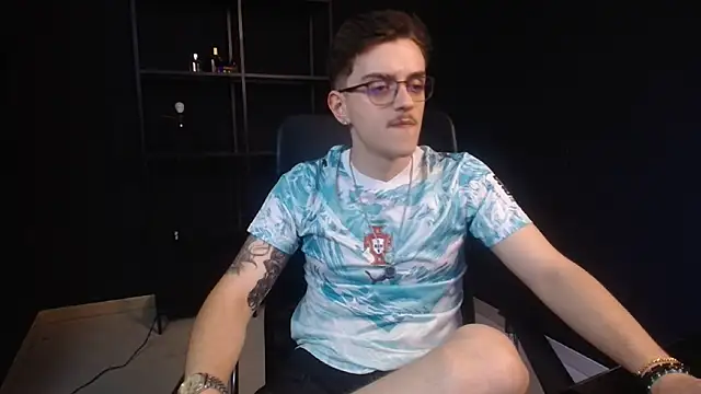 FelixStarkk live cam on StripChat