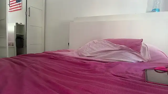 QueeNataly webcam