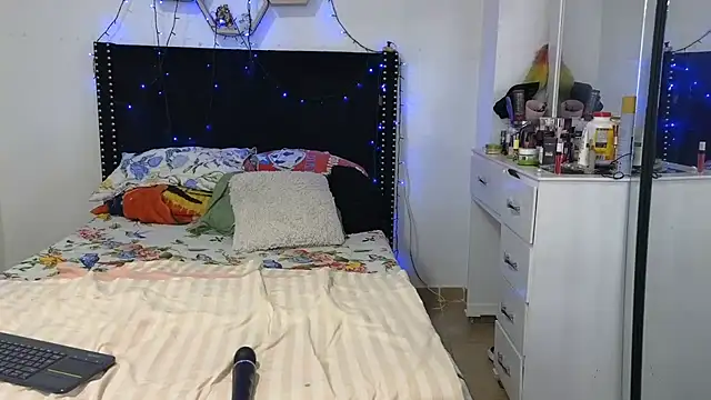 charlotte_077 webcam