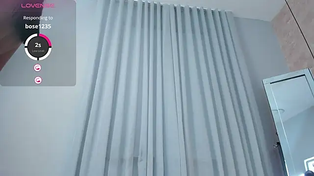 Magic_amberr webcam