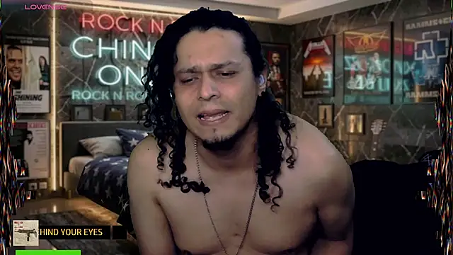 chino_roz webcam