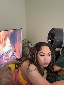 RenaThickAss webcam
