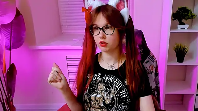 CarolGiggly webcam