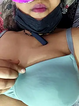 sweetylove01 webcam
