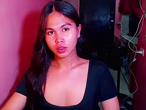 sassy_bianca (T teen) - public cum shot