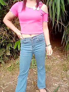 him220 live cam on StripChat