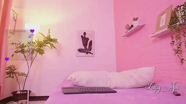 Lucyanajoi webcam