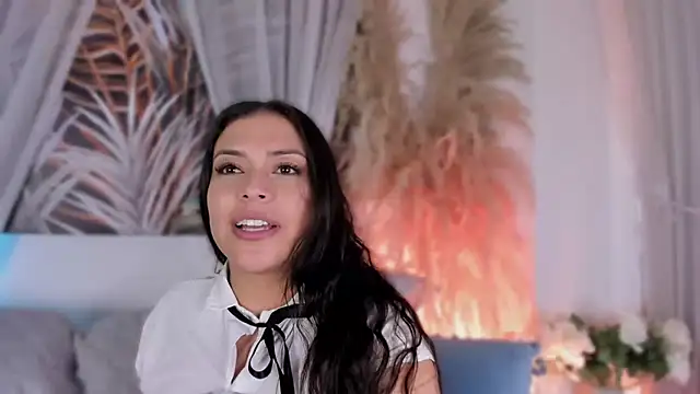 Nicolle_W webcam