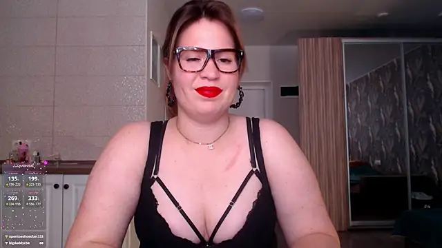 vip_sweetnes webcam
