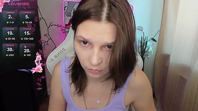 AudreyyKim live cam on StripChat
