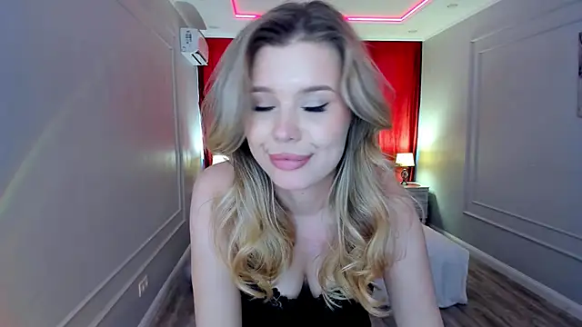FollowLovee live cam on StripChat