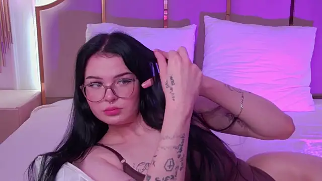 CindyMil webcam