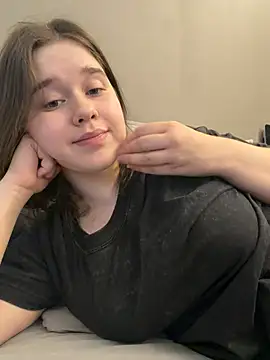 HornyGirlH webcam