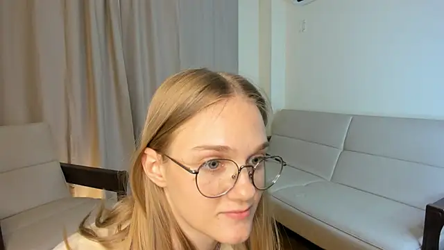 FemMantis webcam