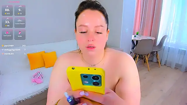 Feral__berry__ webcam