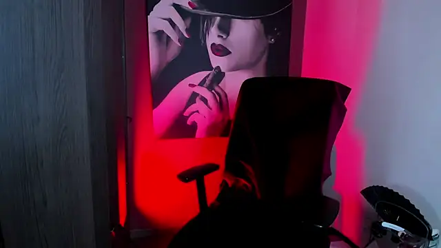 QueenOfHaze webcam