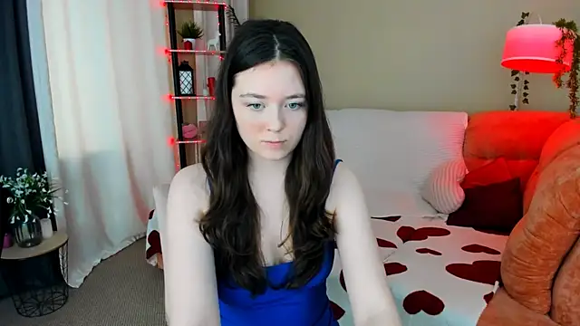 AlluringLookk webcam