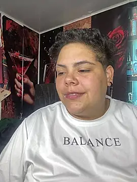 Hailey_Curvy webcam