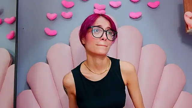luci_miller webcam