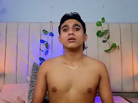 Morgan_Bladee webcam