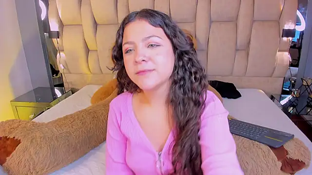 LilithBloom7 live cam on StripChat