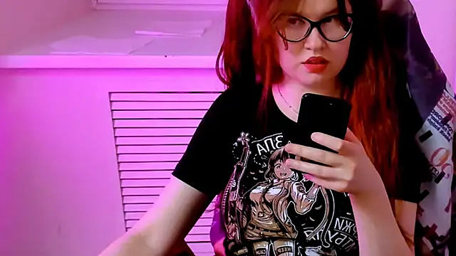 CarolGiggly webcam
