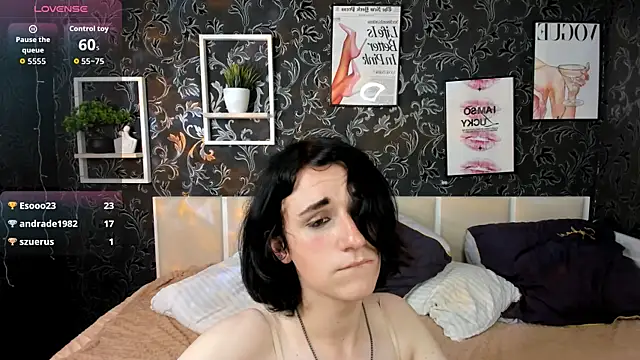MickeQuinee webcam