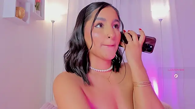 Aishapeyton_ webcam