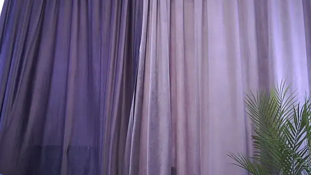 SelenneVoss webcam