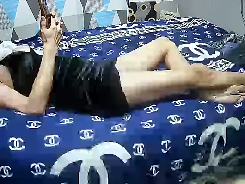 Trish_CurveCock webcam
