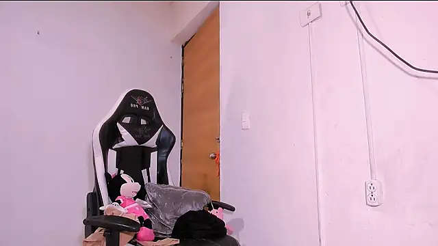 bad_girl_xxx webcam