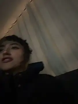 baby_akuma webcam