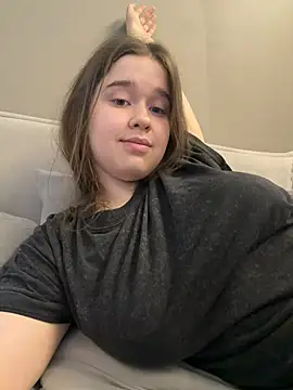 HornyGirlH webcam