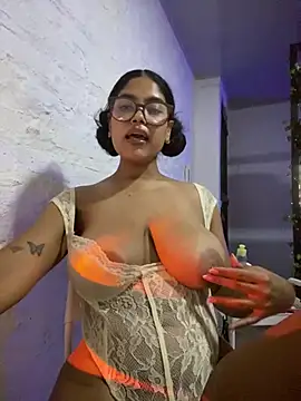 Kittybrown18 webcam