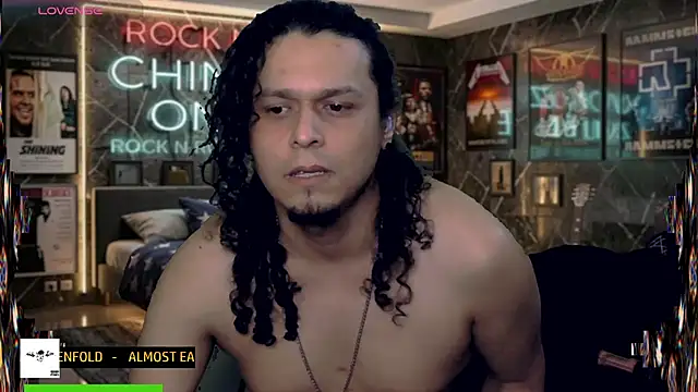 chino_roz webcam