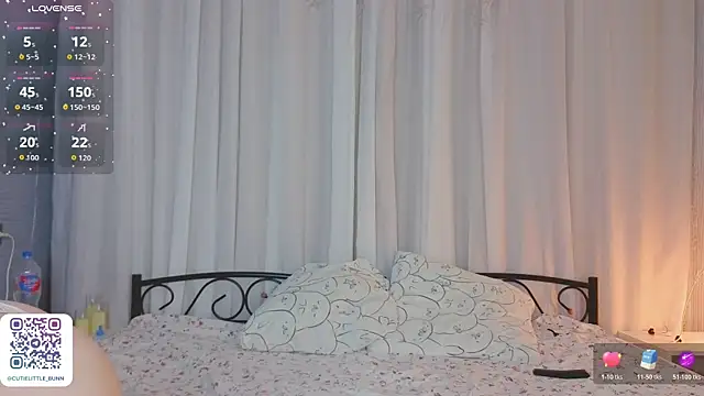 bae_cake_ webcam