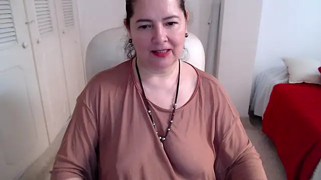 leonela_69 webcam
