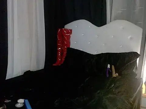 AshantTsiBigCock webcam