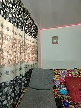 Perla_Hotcortes webcam