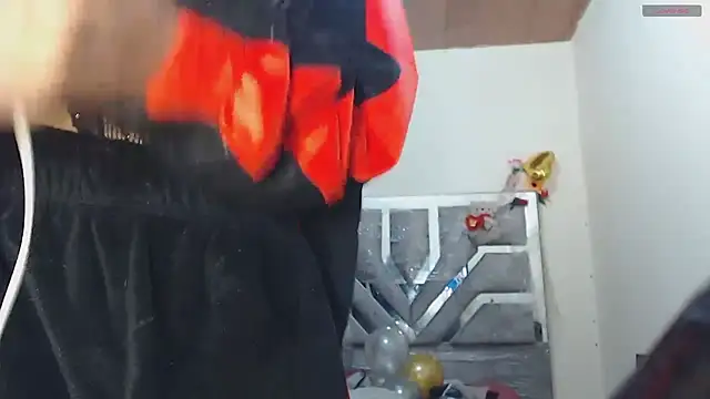 toxxxic_cams webcam