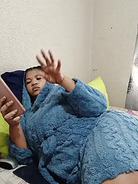 FreakyAngel3X webcam